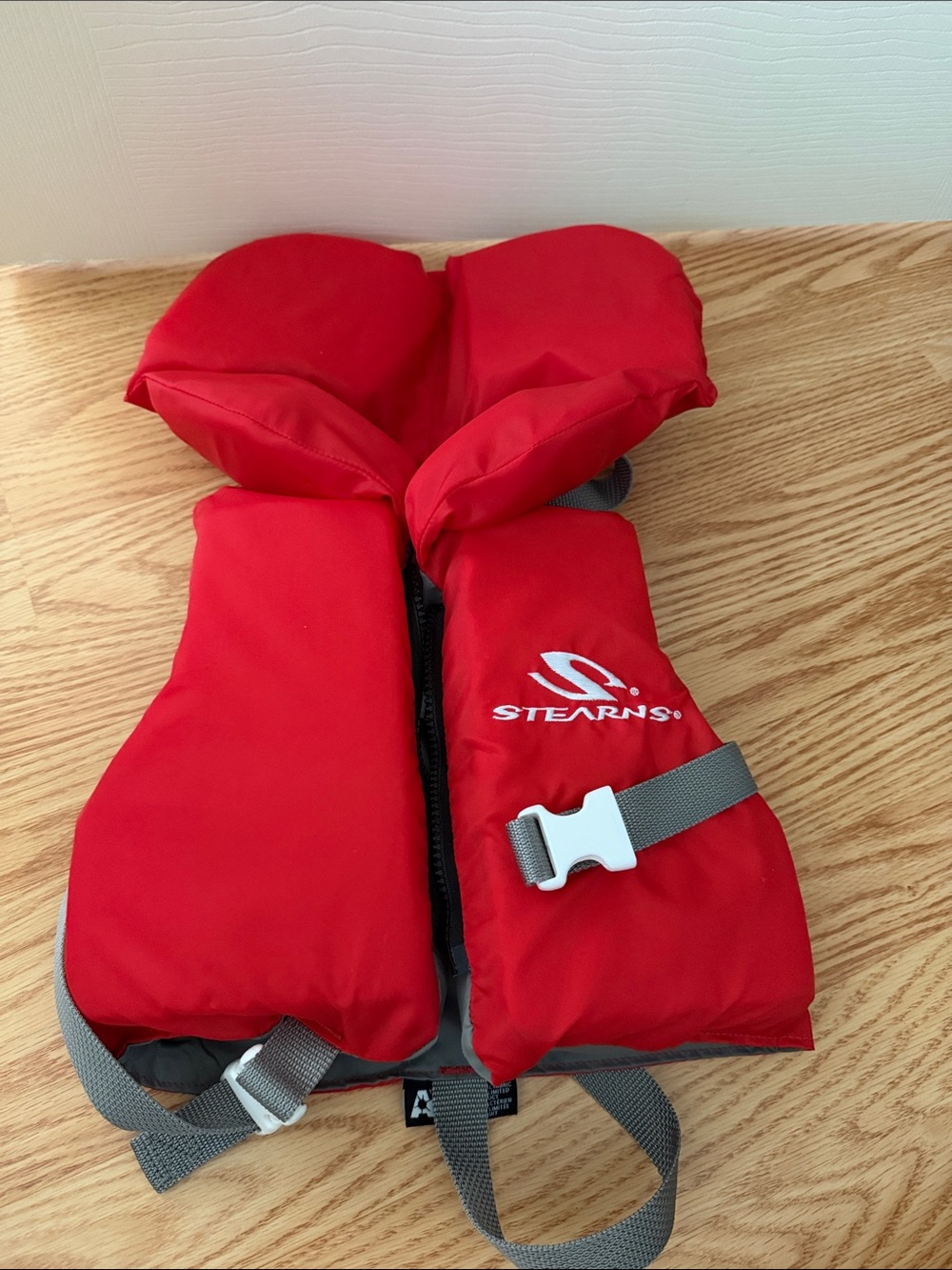 Stearns Kids Red Life Jacket - Secure Swim Vest